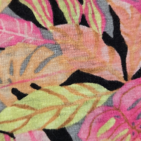 Chico's 100% Linen Pink Yellow Tropical Leaf Split Neck Top Colorful Vacation - Picture 5 of 8